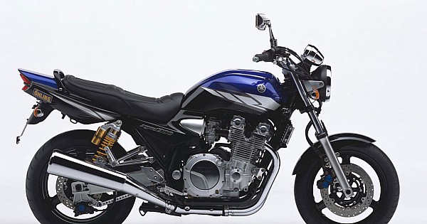 Xjr 1300 outlet 2004
